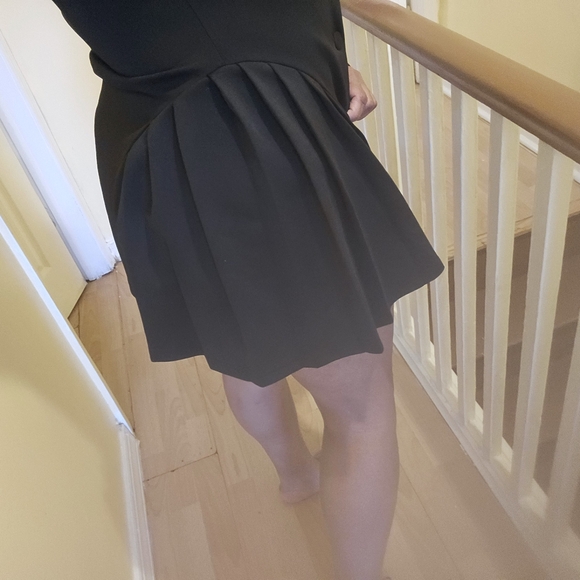 Dress - Picture 8 of 9